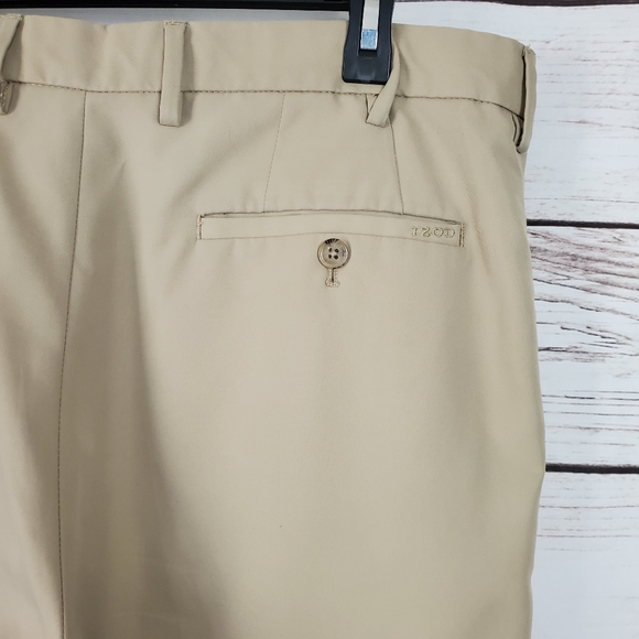 Izod | Golf Xtreme Function Khakin Tan Pants - Picture 5 of 7